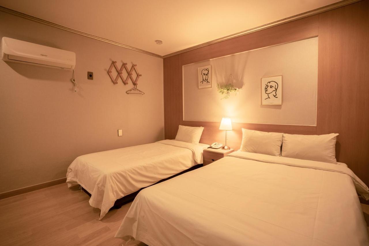 Jeju Stay Hotel Exterior photo