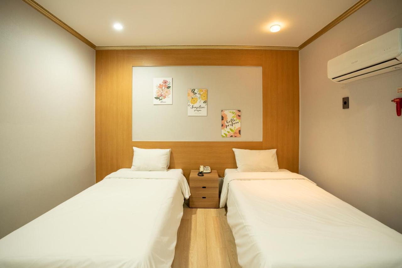 Jeju Stay Hotel Exterior photo