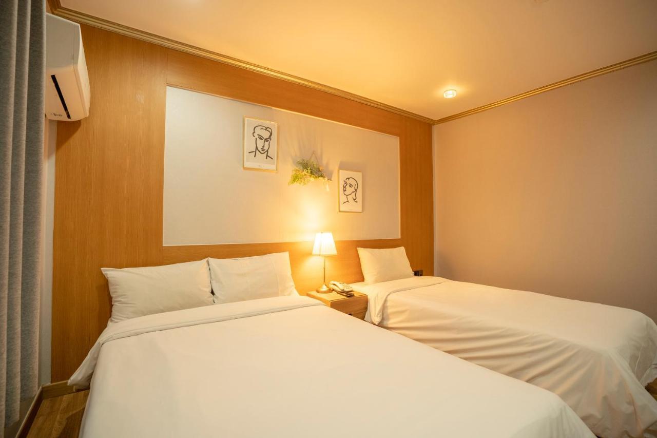 Jeju Stay Hotel Exterior photo