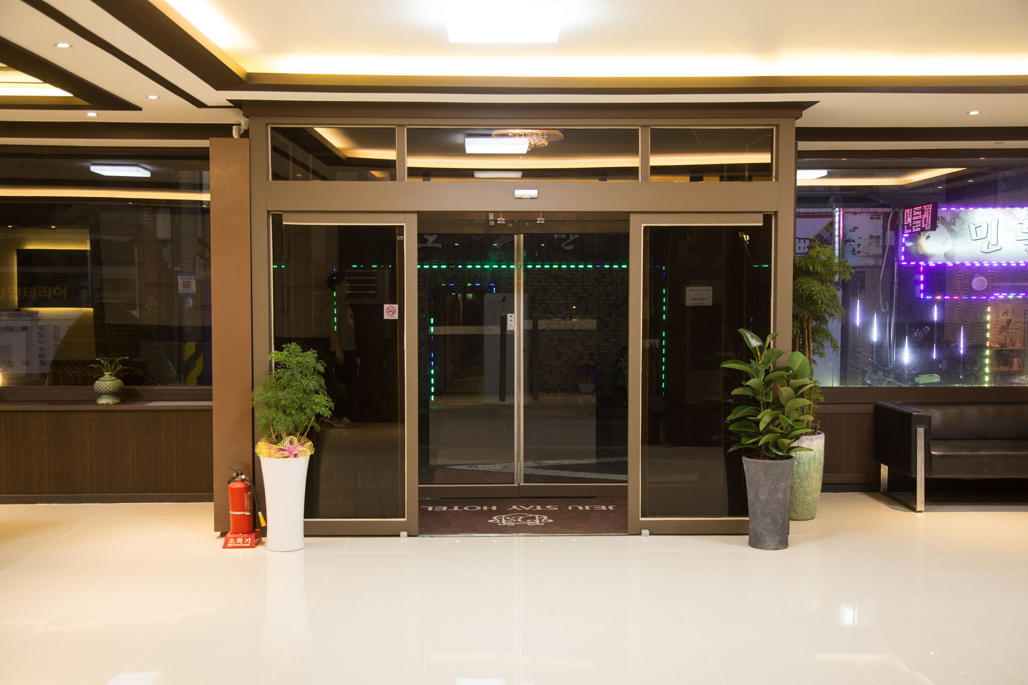 Jeju Stay Hotel Exterior photo
